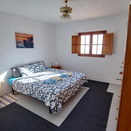 Captivating 2-Bedroom House 'Pajar' Finca Vistamar ซาโลเบร ภายนอก รูปภาพ
